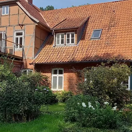Kiwilodge *